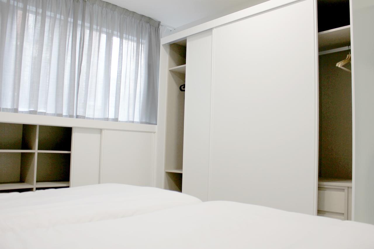 Apartamentos Funway Madrid Exterior foto