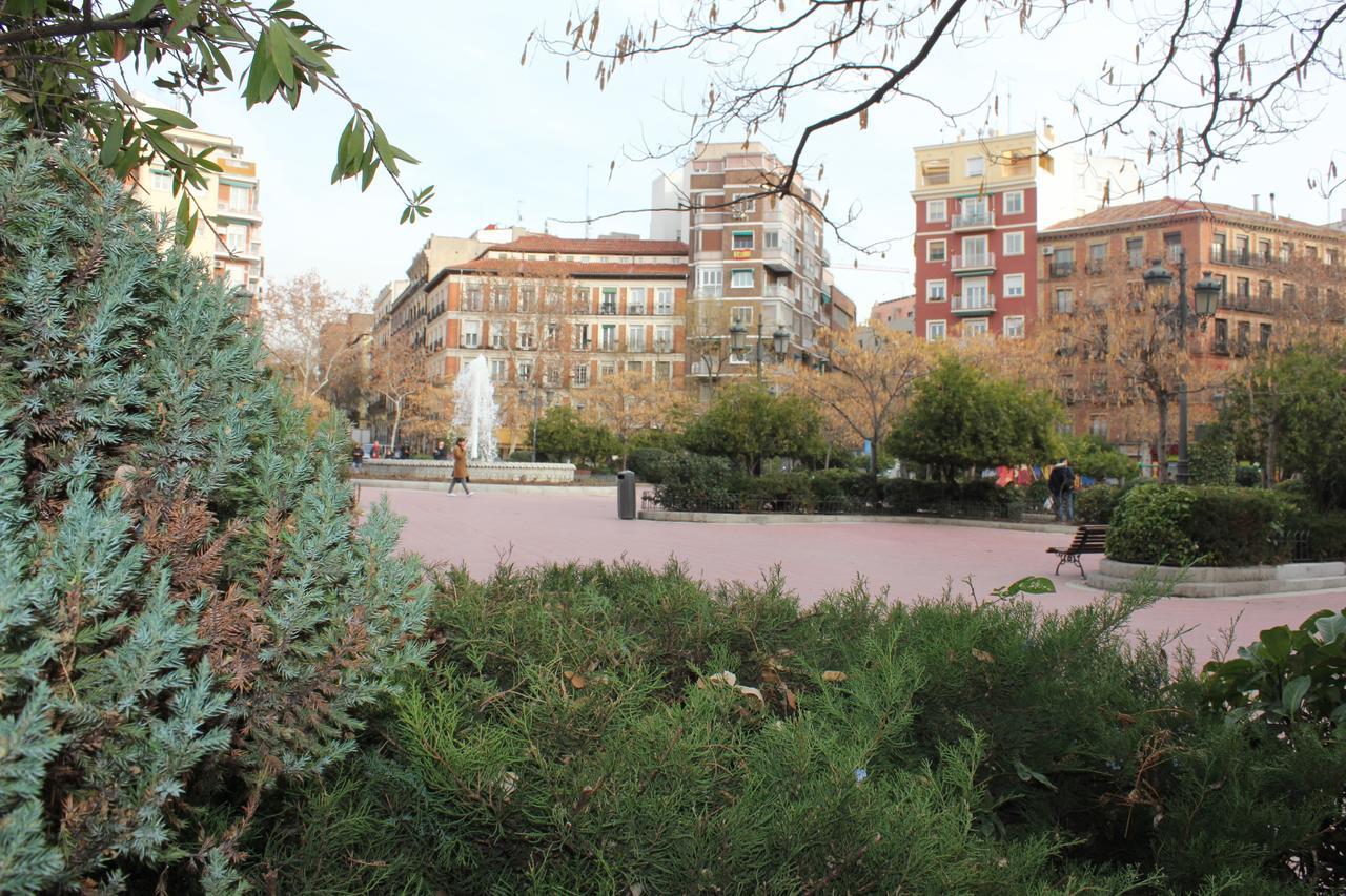 Apartamentos Funway Madrid Exterior foto